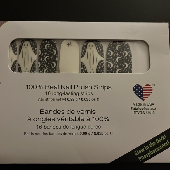 ColorStreet Halloween Bundle - Picture 3 of 4